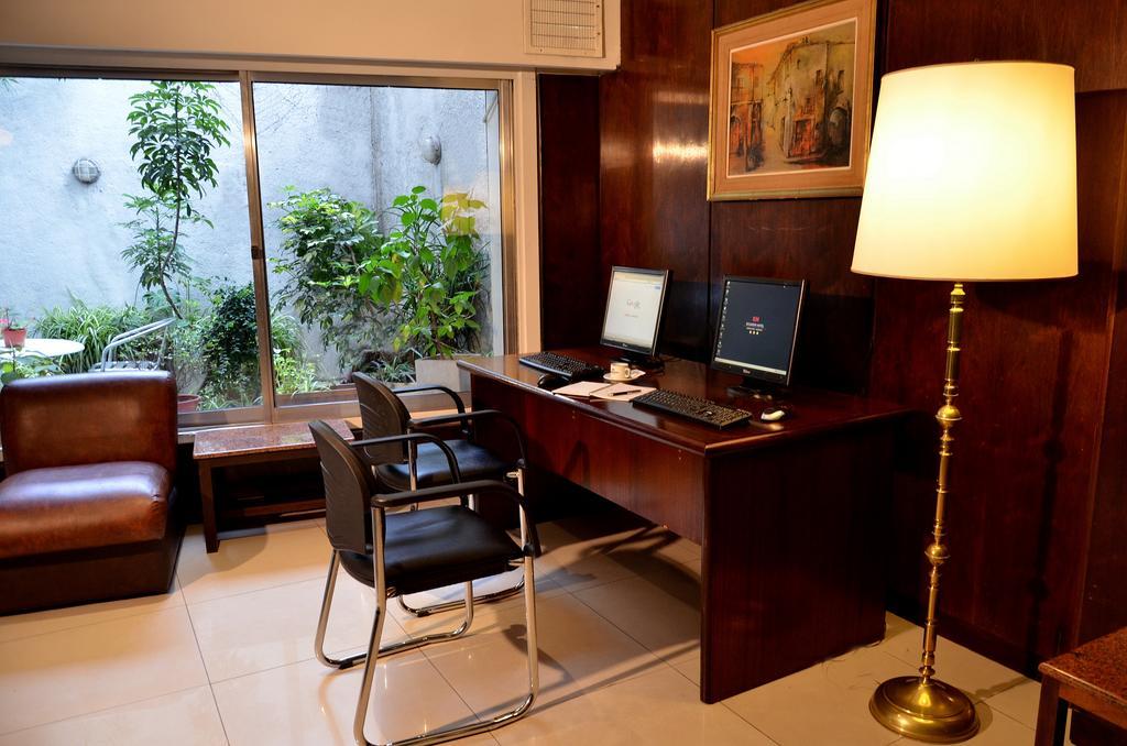 Ecuador Hotel - Buenos Aires, Buenos Aires